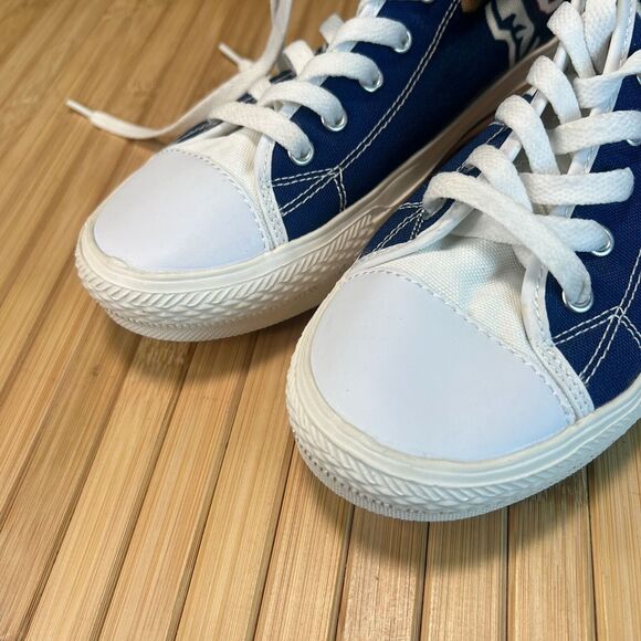 Rob Gronkowski Custom Converse Style Women's Sz 7 US EU 37 New England Patriots - Picture 7 of 9